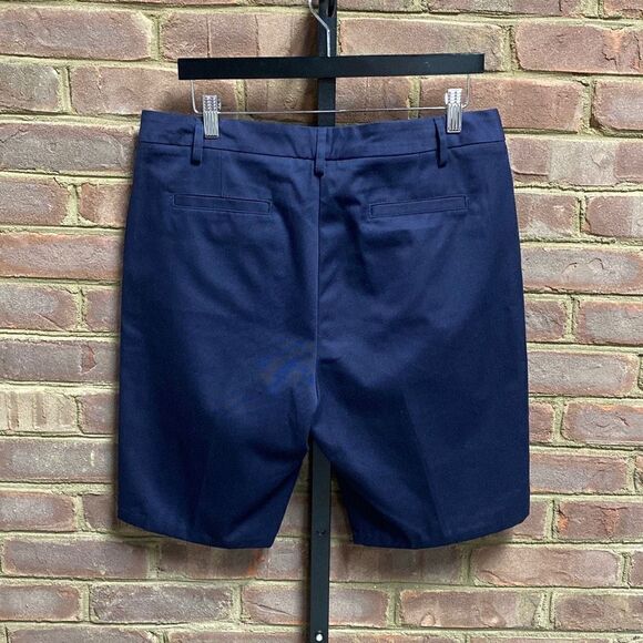 Lands’ End Navy Chino Shorts Size 12 - Picture 3 of 6